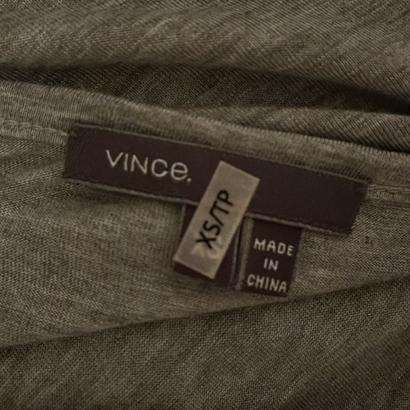 Vince oversized relaxed long sleeve Tshirt - Picture 5 of 5
